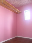 衣装部屋はピンクです。