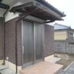 玄関サッシ入れ替え