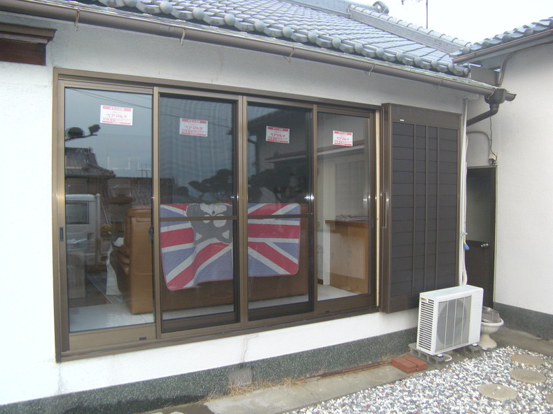 掃き出しサッシ入れ替え：和歌山市