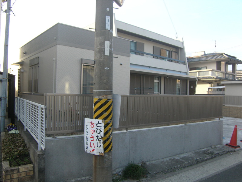和歌山市：広い敷地に独立した離れを新築