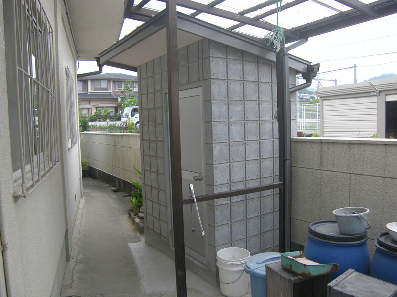 外部にﾄｲﾚを設置する